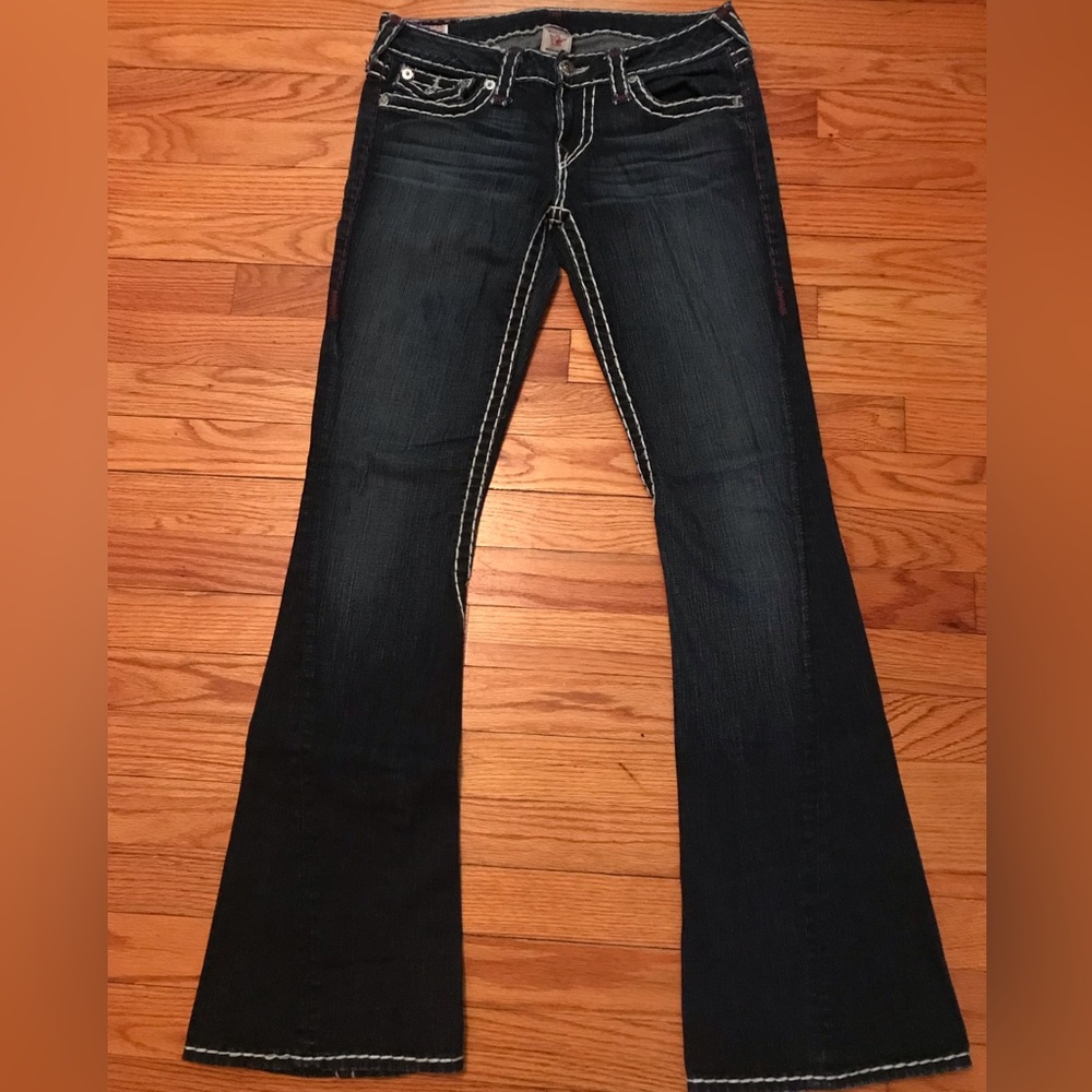 True Religion Joey Super T women’s jeans size 28*** Very nice preowned condition
